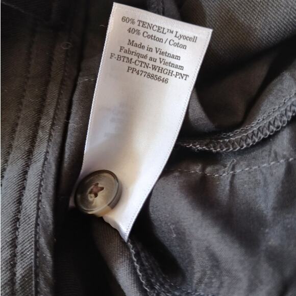 NWT - Everlane The Way-High Black Drape Pants Women's Size: 8S - Picture 4 of 8